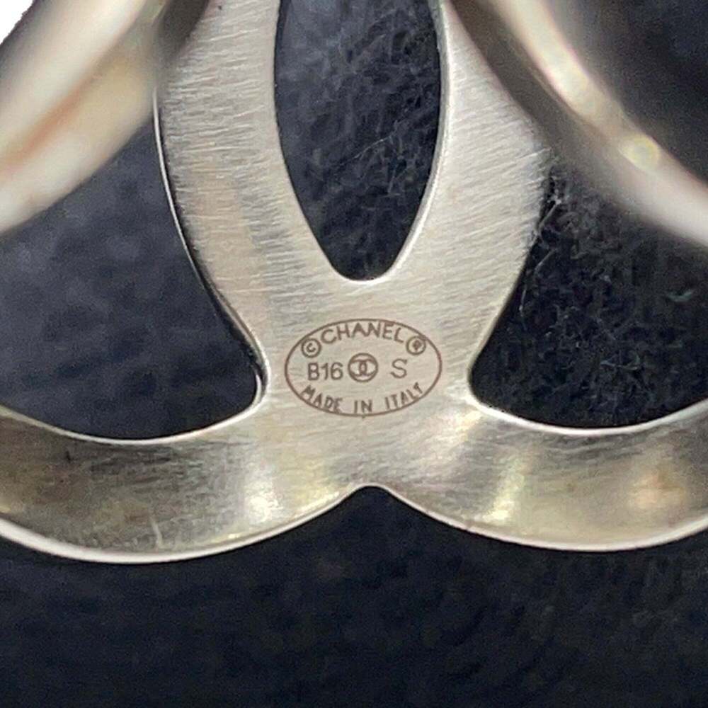 CHANEL Logo Ring - Picture 9 of 10